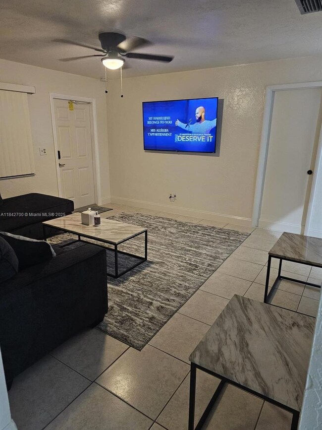 5929 Fillmore St unit A, Hollywood, FL 33021 - photo 2