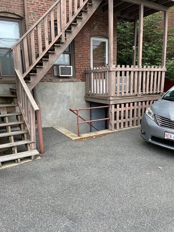 313 Spruce St, Chelsea, MA 02150 - photo 7