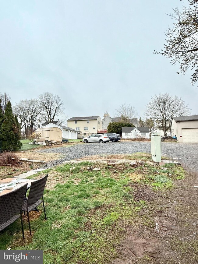 54 N Main St, Spring City, PA 19475 - photo 3