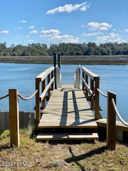Live Oaks Community Dock