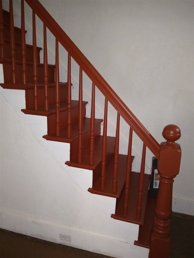 17 Pierce St, Nashua, NH 03060 - photo 6