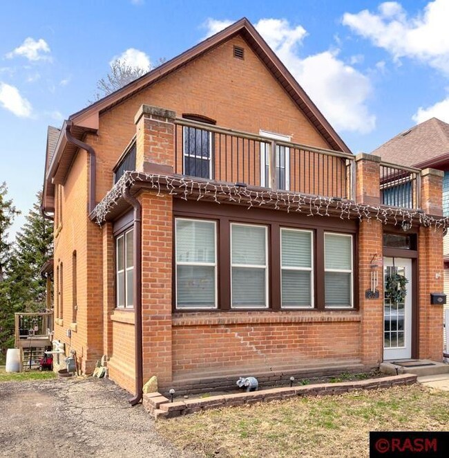 208 N 6th St unit 208 N Sixth Street, Mankato, MN 56001 - photo 2