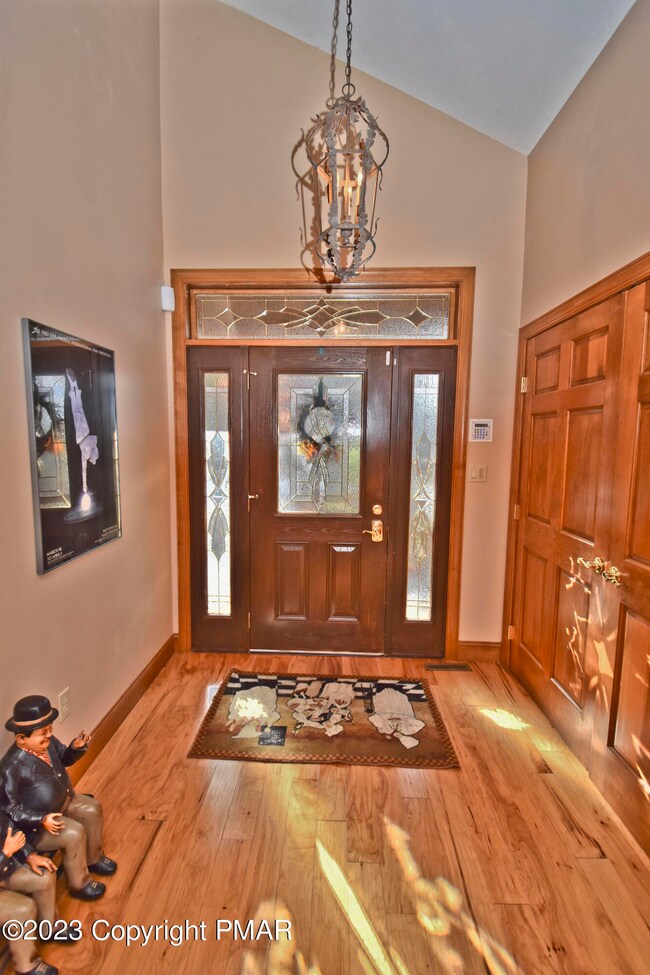 2406 Hillcrest Dr, Pocono Pines, PA 18334 - photo 4