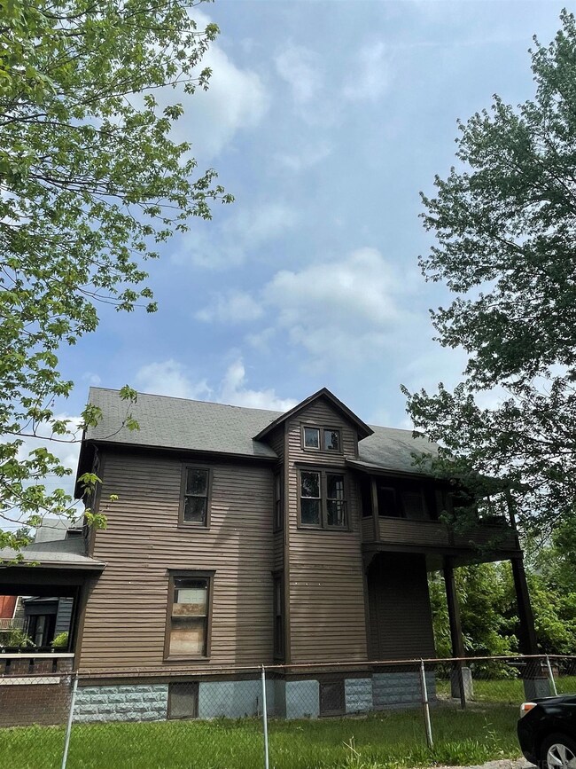 2323 Webster St, Fort Wayne, IN 46807 - photo 4