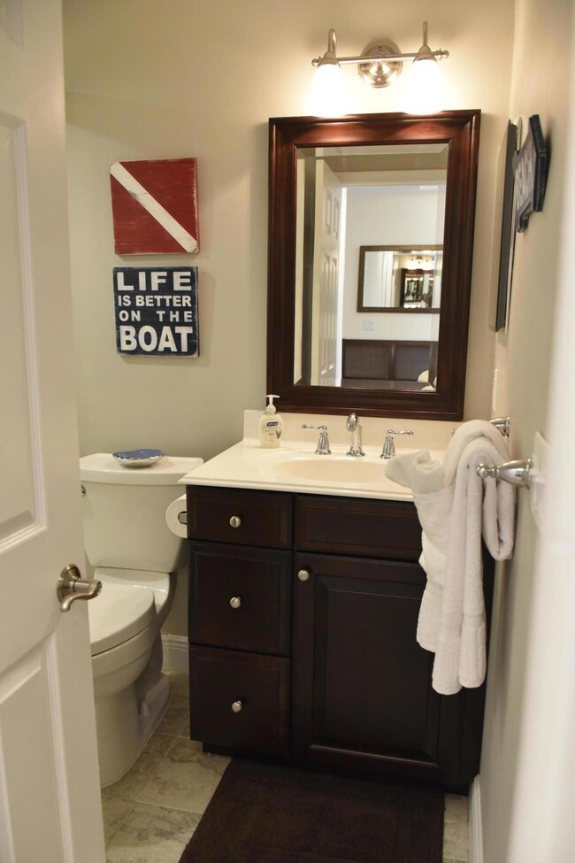 128 Cypress Point Dr unit 128, Palm Beach Gardens, FL 33418 - photo 6