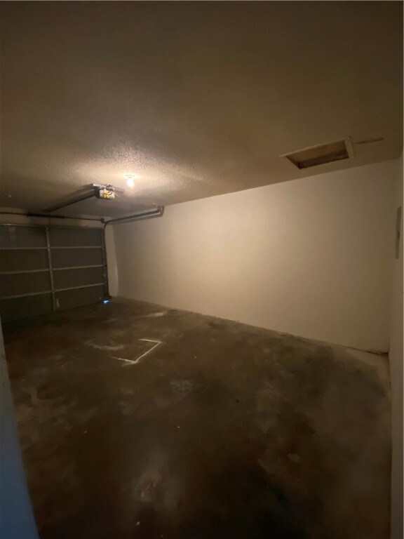 2426 Garage