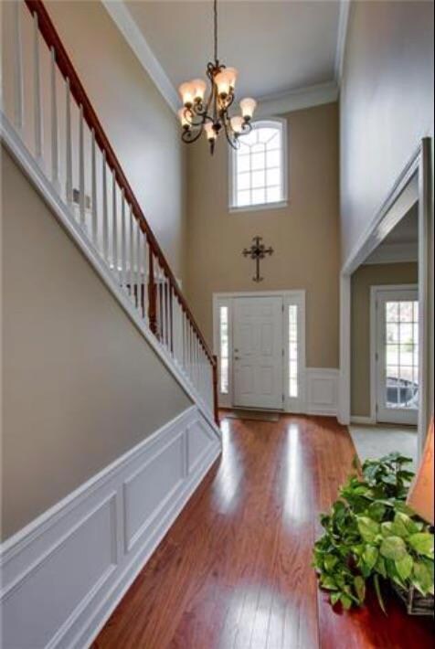 Inviting, 2-Story Foyer