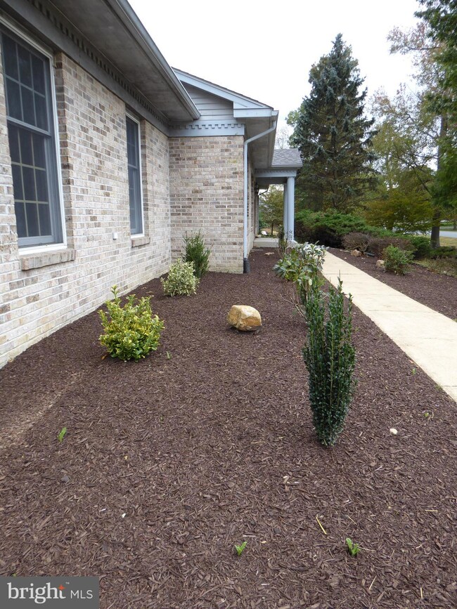 503 Ponderosa Dr, Bear, DE 19701 - photo 2