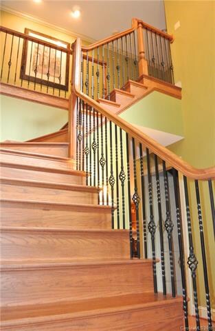 2 story foyer