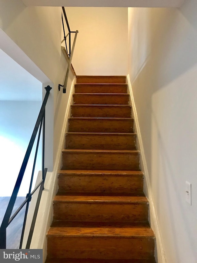 6901 Forest Terrace, Hyattsville, MD 20785 - photo 6