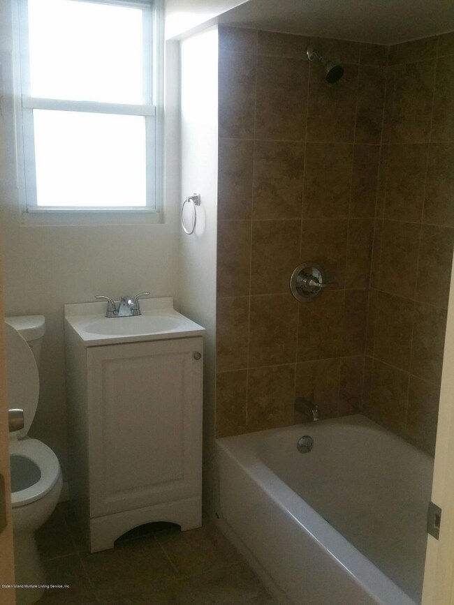 54 Dubois Ave, Staten Island, NY 10310 - photo 7