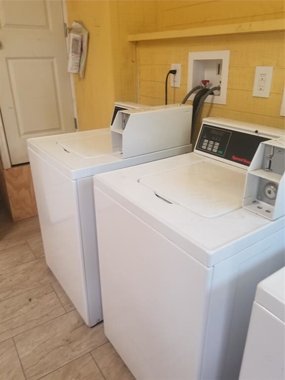 228 NE 4th St, Grand Prairie, TX 75050 - photo 4