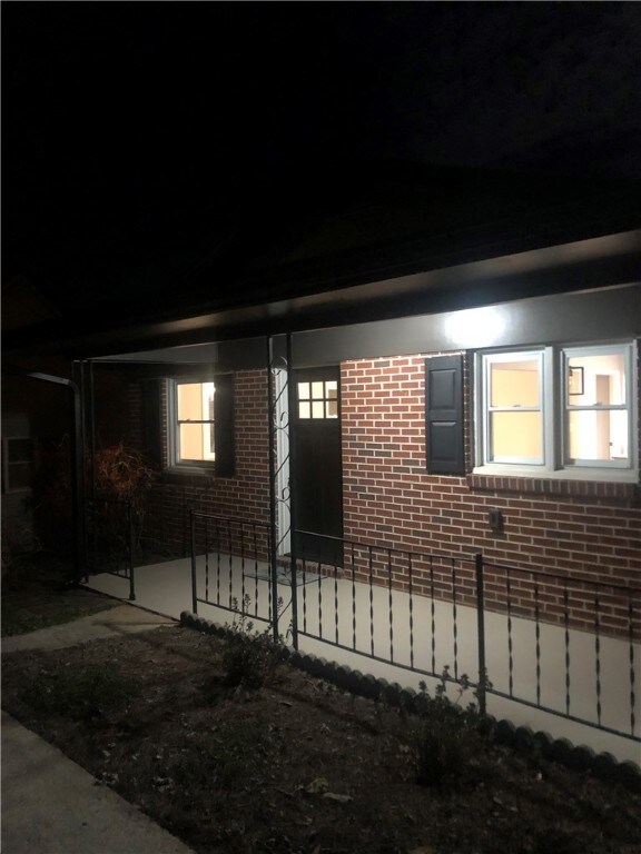 200 N John St, Walhalla, SC 29691 - photo 2