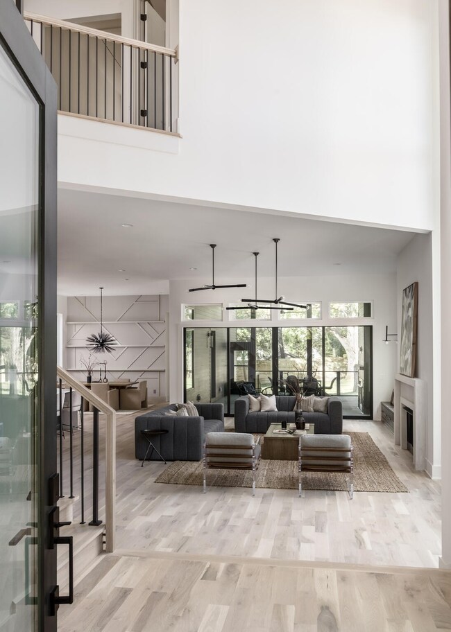 2020 Castleman Dr, Nashville, TN 37215 - photo 6