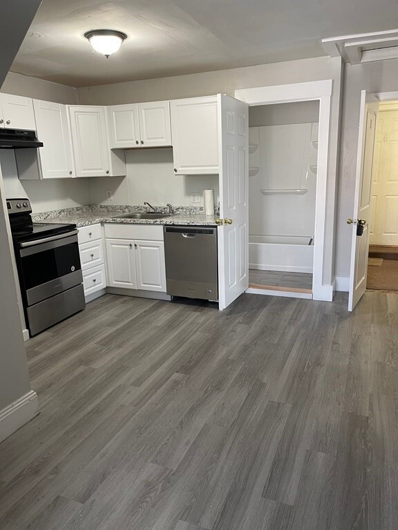 14 Wall St unit 5, Foxborough, MA 02035 - photo 5