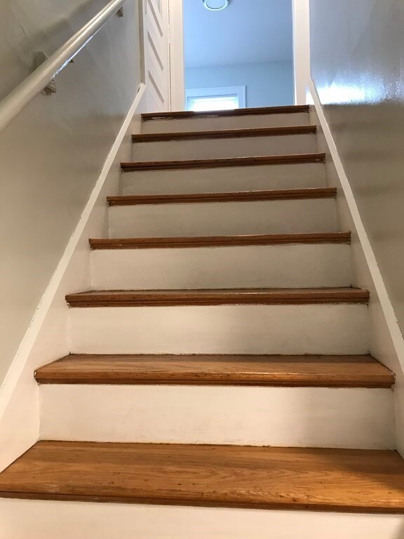 143 Farrington St unit 2/F, Quincy, MA 02170 - photo 3