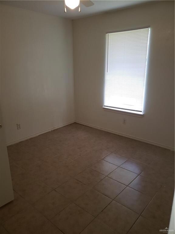 2813 Cassie, Edinburg, TX 78541 - photo 4