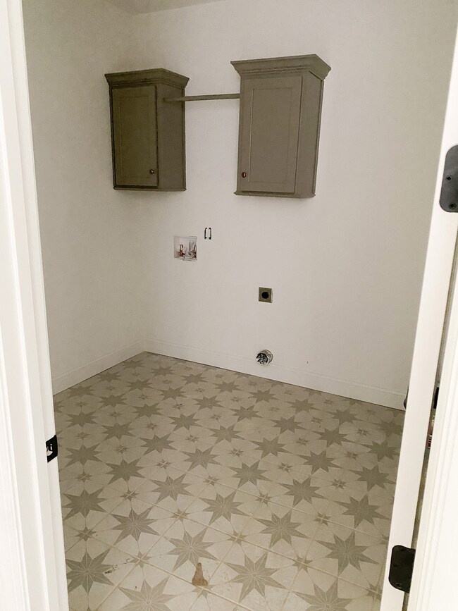 Photo of actual home for sale.