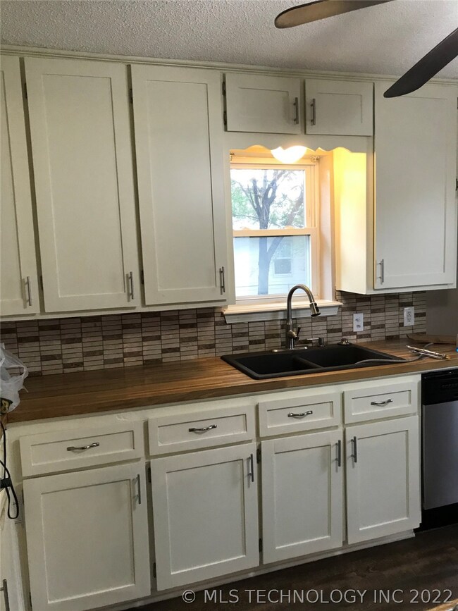 unlisted-address, Claremore, OK 74017 - photo 7