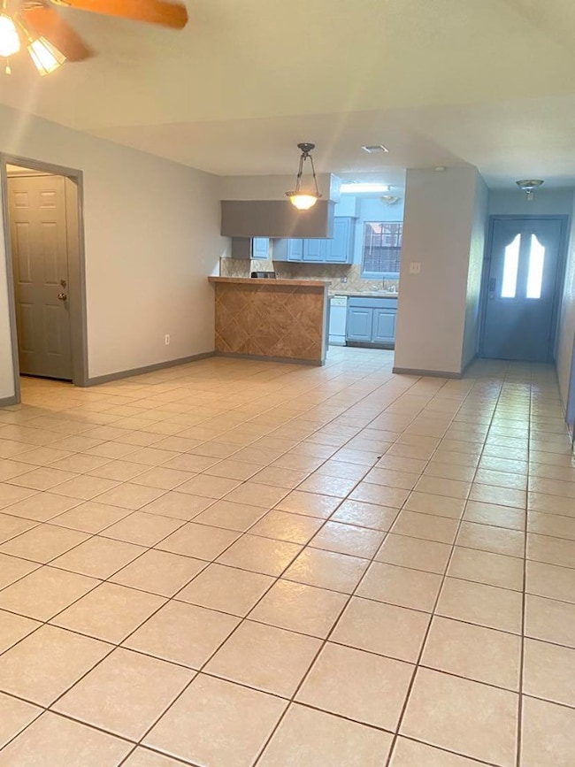 17626 Telegraph Creek Dr, Spring, TX 77379 - photo 3