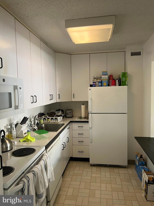 1325 18th St NW unit 604, Washington, DC 20036 - photo 6