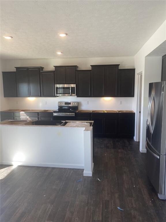 1446 Willow Tree Ln, Sheridan, IN 46069 - photo 2