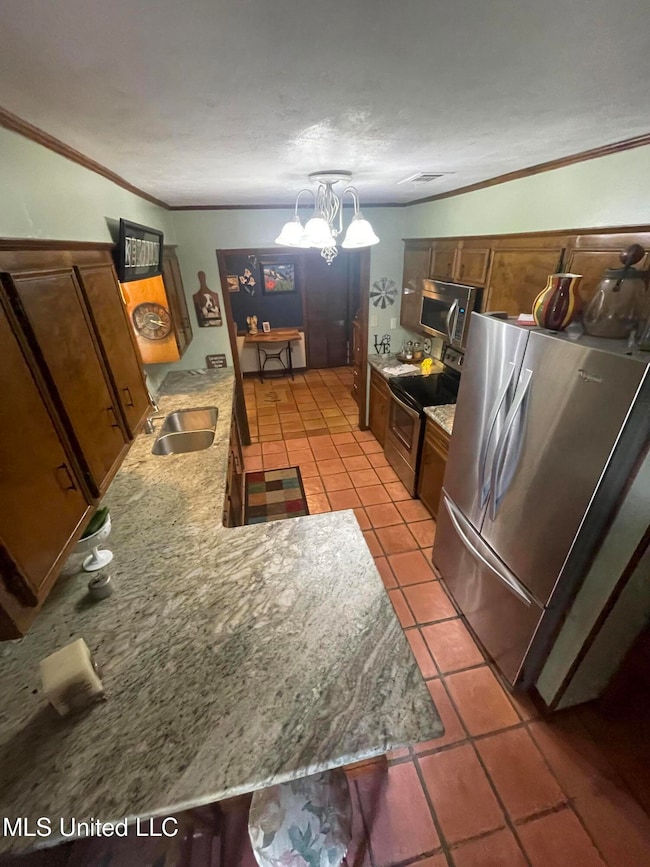 272TerryCirclekitchen4