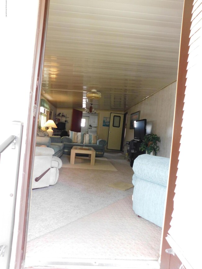 9302 Bob Cat Dr, Weeki Wachee, FL 34613 - photo 6