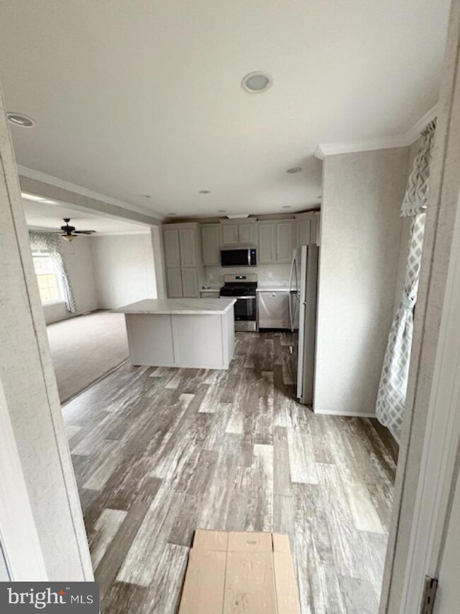 10104 Fernwood Ln, Breinigsville, PA 18031 - photo 7