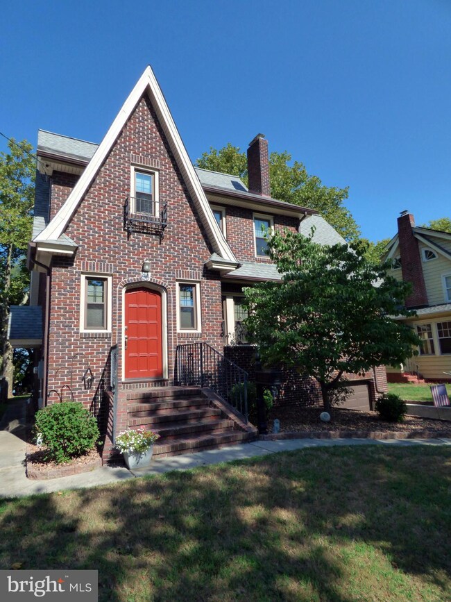 38 Delaware Ave, Penns Grove, NJ 08069 - photo 2