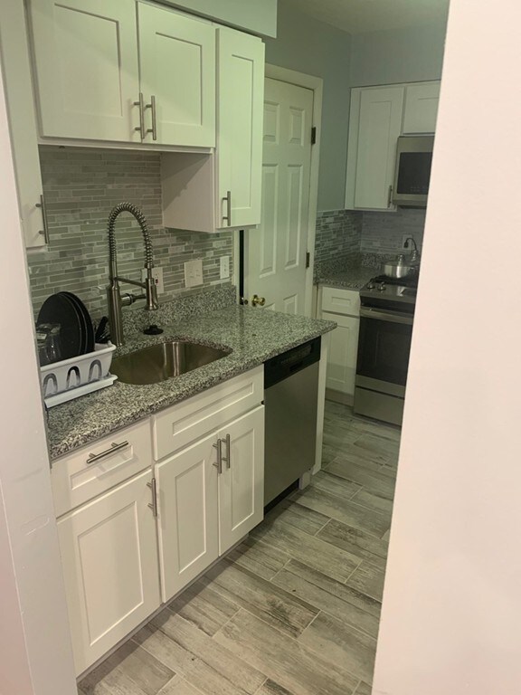 41 Harrison St unit C, Roslindale, MA 02131 - photo 4