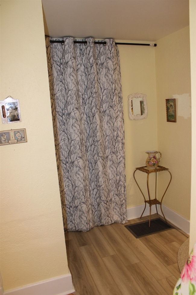 821 N Arnim Ave, Deer Park, WA 99006 - photo 7