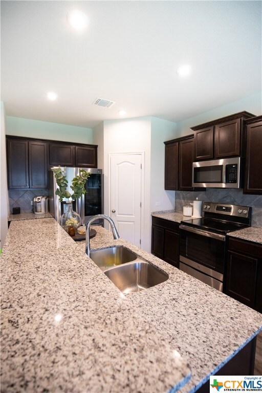 473 Poplin Ln, Troy, TX 76579 - photo 3