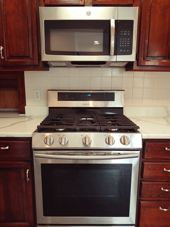 126 Carlisle St unit 1, Newton, MA 02459 - photo 4