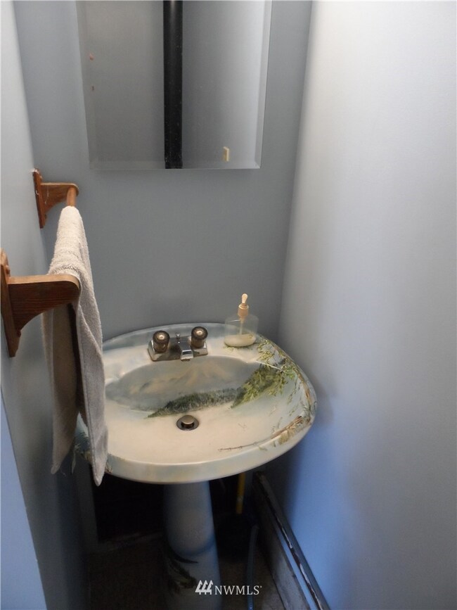 8918 Key Peninsula Hwy SW, Longbranch, WA 98351 - photo 7