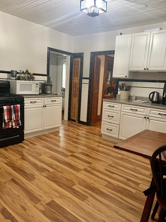 1441 Centre St unit 1, West Roxbury, MA 02132 - photo 6