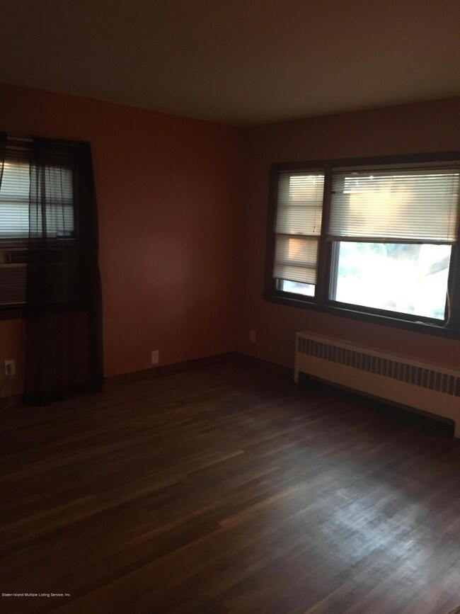 44 Remsen St, Staten Island, NY 10304 - photo 4