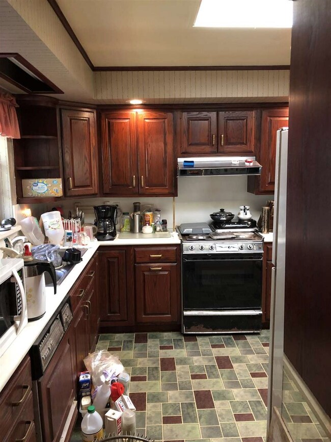 2464 Lofberg Dr, Jacksonville, FL 32216 - photo 7