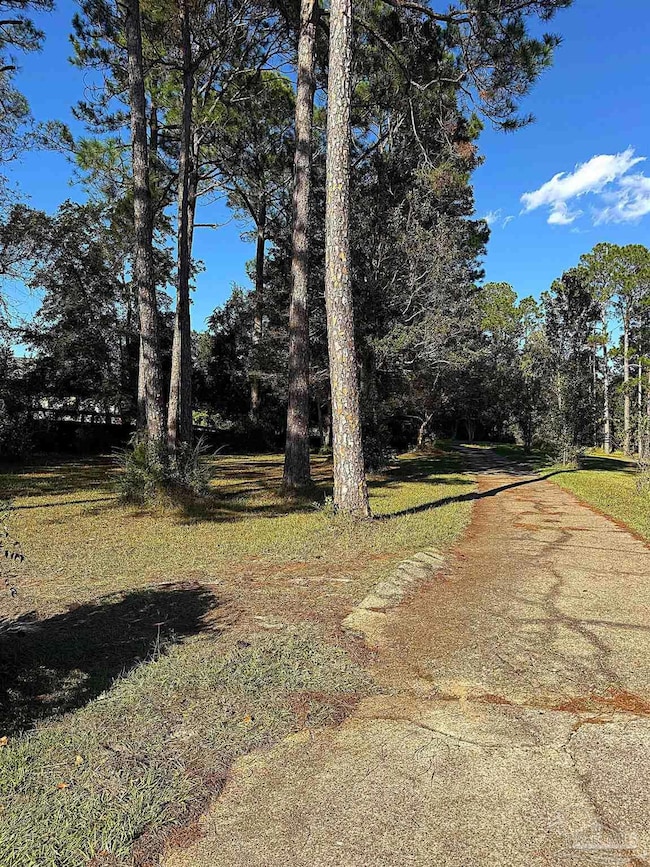 210 Man o War Cir, Cantonment, FL 32533 - photo 3