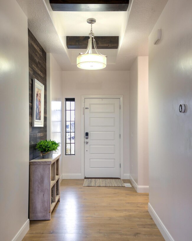 3968 Monarch Dr-35