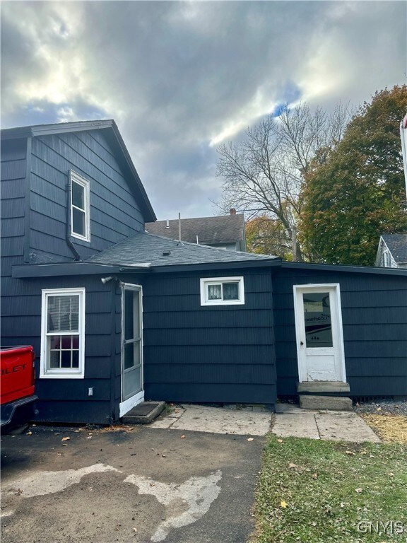 13 Frances St, Auburn, NY 13021 - photo 5