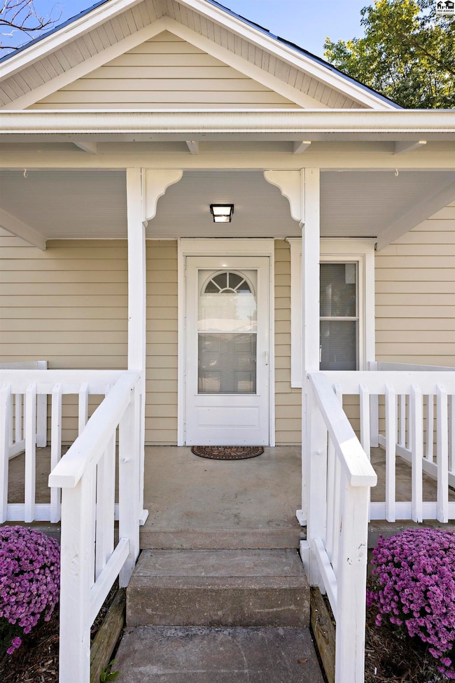 119 SW 6th St, Newton, KS 67114 - photo 6