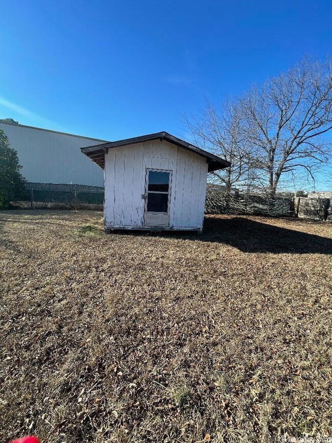 503 N Pecan St, Beebe, AR 72012 - photo 3