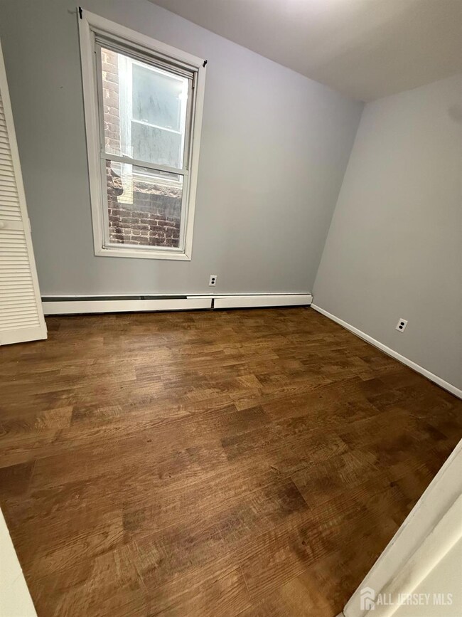 80 1st St, Perth Amboy, NJ 08861 - photo 6