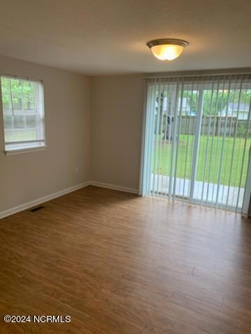 109 Gary Ct, Jacksonville, NC 28546 - photo 6