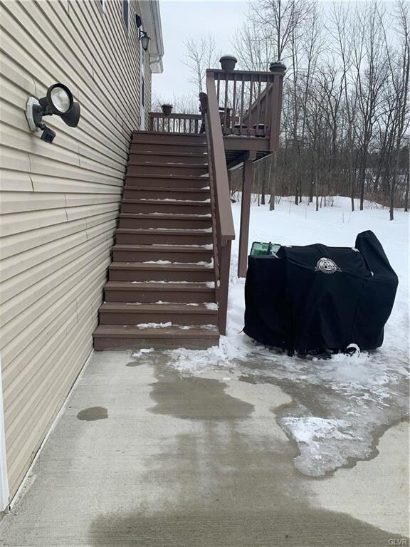 7314 Swamp Hollow Rd, Slatington, PA 18080 - photo 5