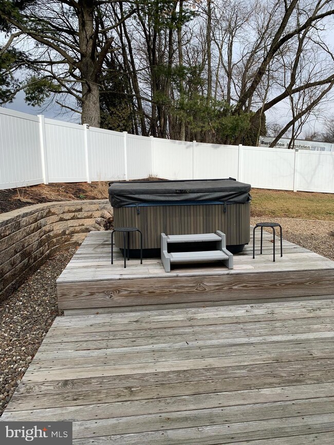 525 Dreibelbis Mill Rd, Shoemakersville, PA 19555 - photo 7