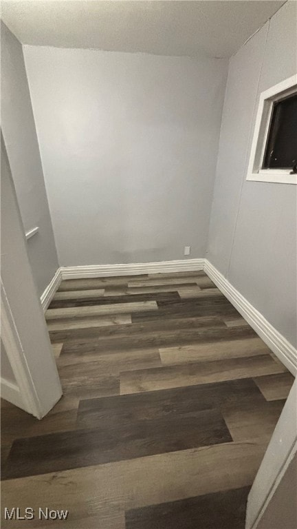 220 Lake Ave unit up, Elyria, OH 44035 - photo 6