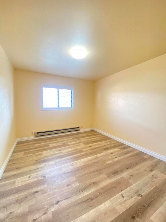 2023 Holabird Ave, Klamath Falls, OR 97601 - photo 6