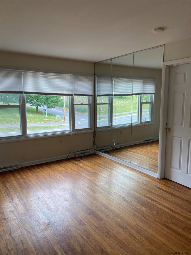 44 Hackett Blvd unit 1st Floor Front, Albany, NY 12209 - photo 2